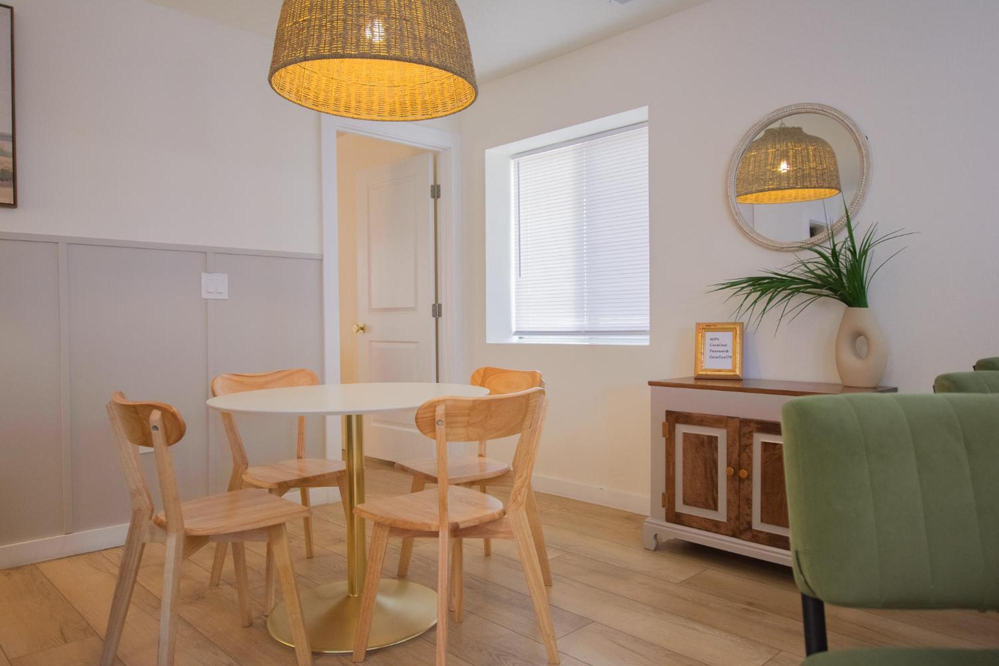 Bohemian Chic An Eclectic Escape-Hot Tub-Pet Friendly-No Pet Fees! Villa Albuquerque Bagian luar foto